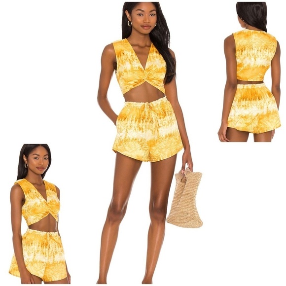 💋NWT 𝅺House Of Harlow x Sophia Richie Golden Tie Dye Short & Crop Top Set - Picture 1 of 16